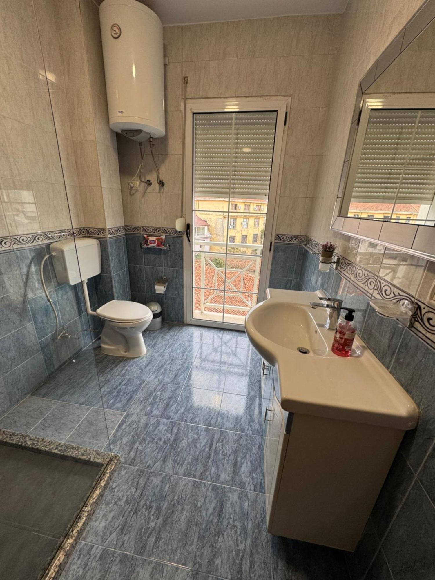 Pedestrian Street Center Apartment Шкодер Екстер'єр фото