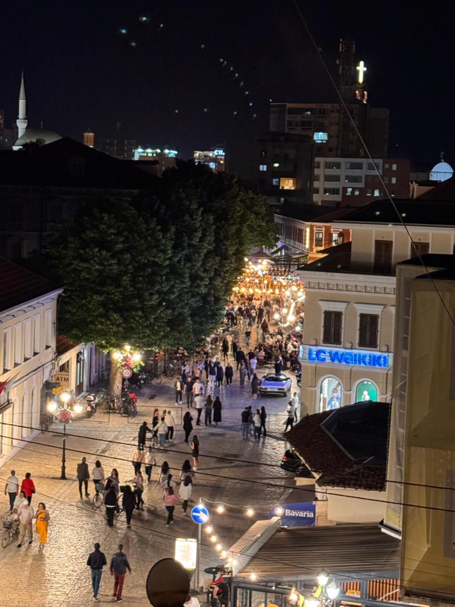 Pedestrian Street Center Apartment Шкодер Екстер'єр фото